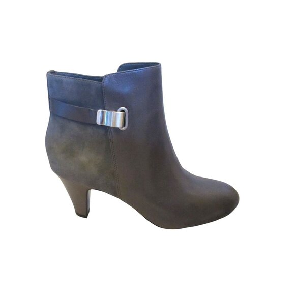 New Woman's Naturalizer Gray Leather Suede Ankle Boots Size 8M - Picture 2 of 8